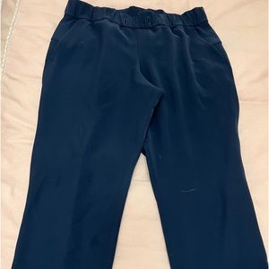 Lululemon on the fly pant